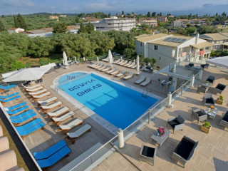 Palapart Gikas Suites and Studios