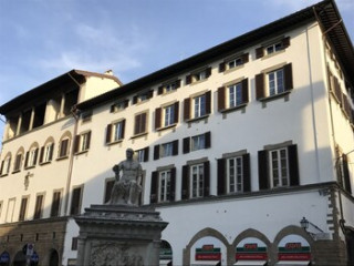 PALAZZO DELLA STUFA RESIDENZA DEPOCA