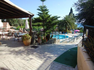 Paleo Palace Apartments