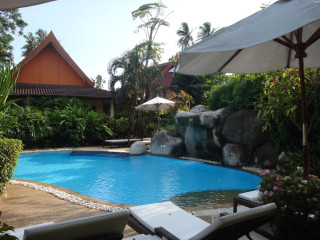 PALM GARDEN RESORT