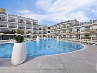 PALMANOVA SUITES BY TRH