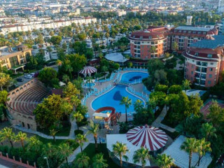PALMERAS BEACH HOTEL