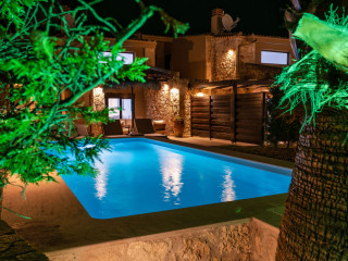 Palmrise Luxury Villas