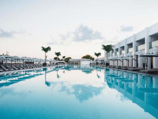 Aurelia Rooms