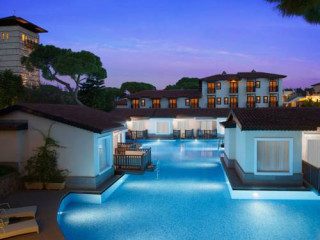 Bunga Bunga Resort cm