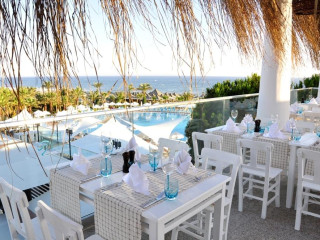 PALOMA OCEANA RESORT