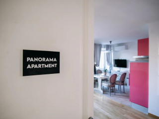 Panorama Old Town apartment by DuHomes