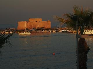 PAPHINIA HOTEL APARTMENTS