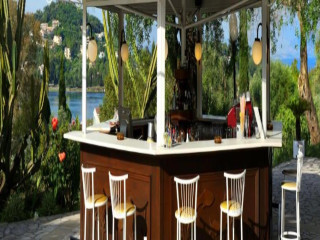 Paradise Hotel - Corfu