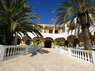Paradise Hotel (Gouvia)