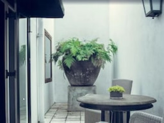 PARADISE ROAD - TINTAGEL COLOMBO