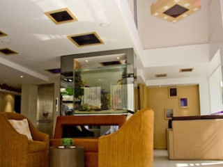 PARADISO BOUTIQUE SUITES