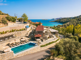 Paramithenio Village Beach Resort