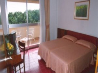 PARK HOTEL BAIA DOMIZIA