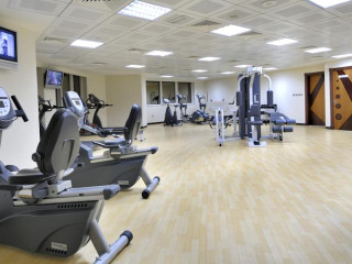 PARK INN BY RADISSON HOTEL APARTMENTS