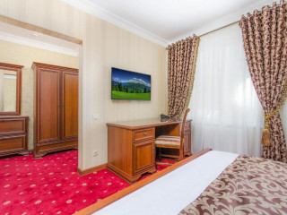 Park Lane Hotel