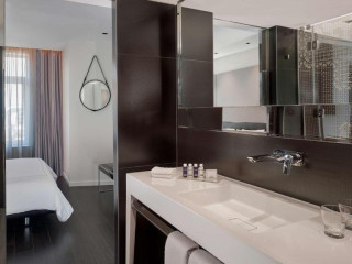 Park Plaza Victoria Amsterdam