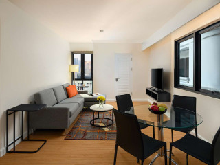 PARKROYAL Suites Bangkok