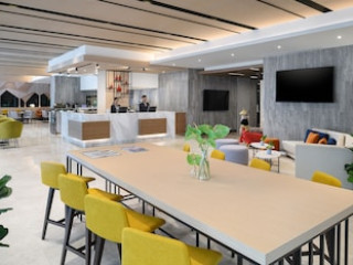 PARKROYAL SUITES BANGKOK