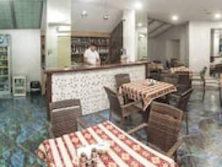 PARKWAY INN HOTEL AND SPA