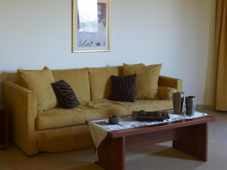 PARNIS PALACE HOTEL SUITES