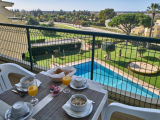 Parque Mourabel, Oasis Village and Pe do Lago