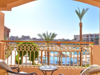 Parrotel Lagoon Waterpark Resort