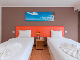 Patong 7Days Premium Hotel Phuket