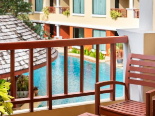 Patong Paragon Resort & Spa SHA Extra Plus