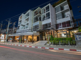 Patong Signature Boutique Hotel