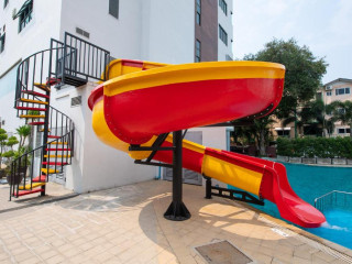 Pattaya Discovery Beach Hotel - SHA Extra Plus