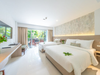 Peace Laguna Resort and Spa