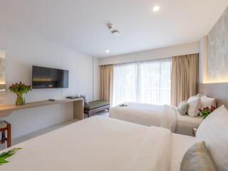 Peace Laguna Resort and Spa