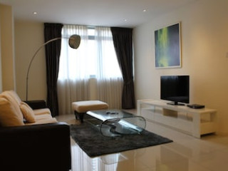 PEACEFUL SERVICE SUITES AT TARAGON PUTERI BINTANG