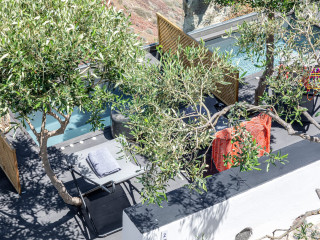 Pearl of Caldera Oia