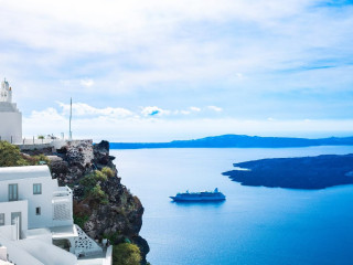 Pearl on the Cliff (Imerovigli - Santorini)