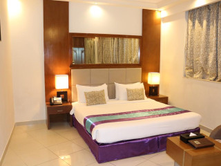 PEARL PARK INN DELUXE HOTEL APARTMENT