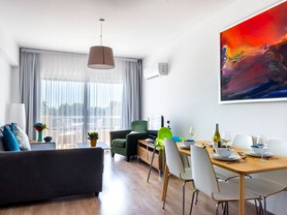 PEBBLE BEACH HOLIDAY APARTMENTS