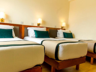 Pefkos City Hotel