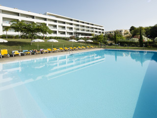 Pelican Alvor