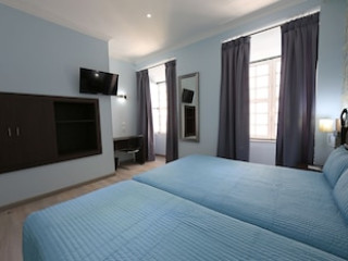 PENSAO PRACA DA FIGUEIRA