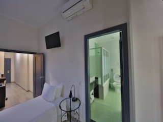 PENSAO PRACA DA FIGUEIRA