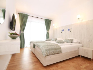 MALIA MARE HOTEL