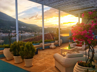 Perantzada Hotel