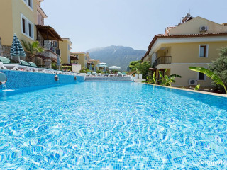 PERDIKIA HILL FAMILY RESORT 