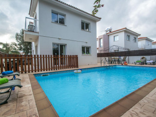 Pernera Sea Holiday Villa