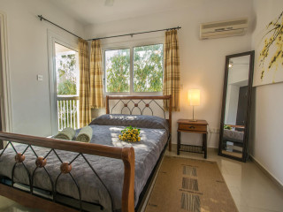 Pernera Sea Holiday Villa