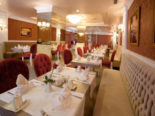 THE ASHLEE PLAZA PATONG HOTEL AND SPA