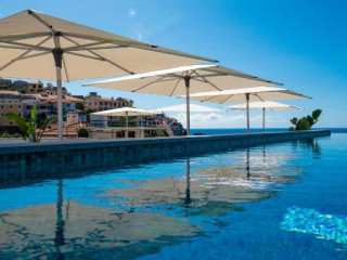 Pestana Fisherman Village