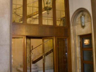 Petit Hotel